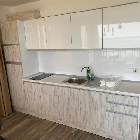 Apartments Pomorie بوموري