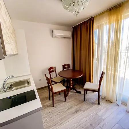 Apartments Pomorie * Pomorie