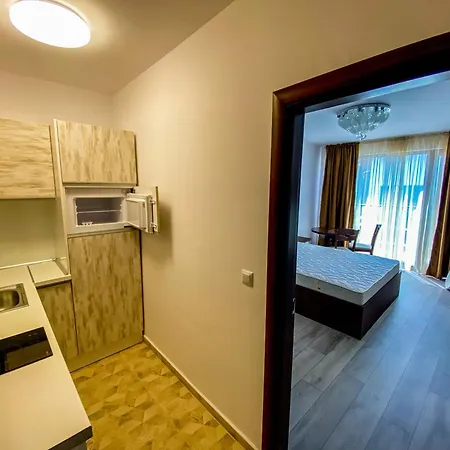 Apartments Pomorie *