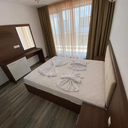 Apartments Pomorie * Pomorie