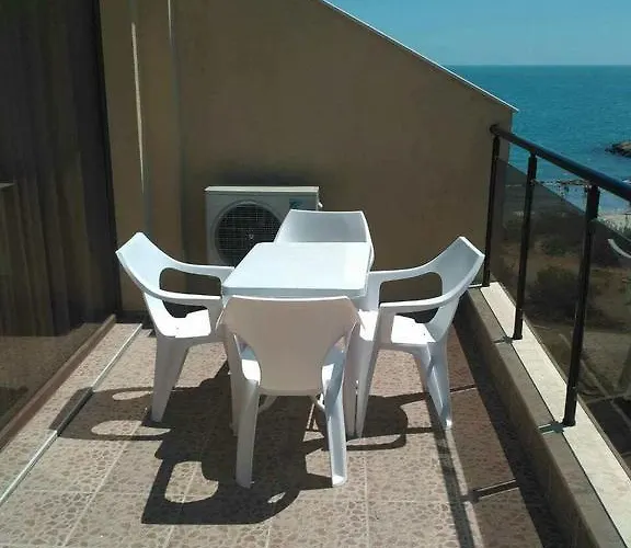 Apartments Pomorie Apartamento *